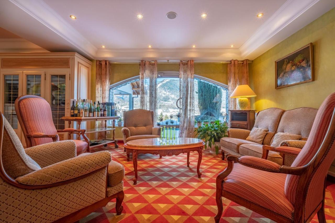 Au Gay Sejour Hotel Faverges Ngoại thất bức ảnh
